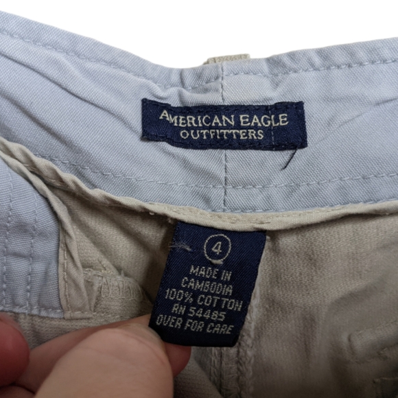 American Eagle Stretch Light Grey Shortie Chino Shorts 🌞👖 - Picture 3 of 7